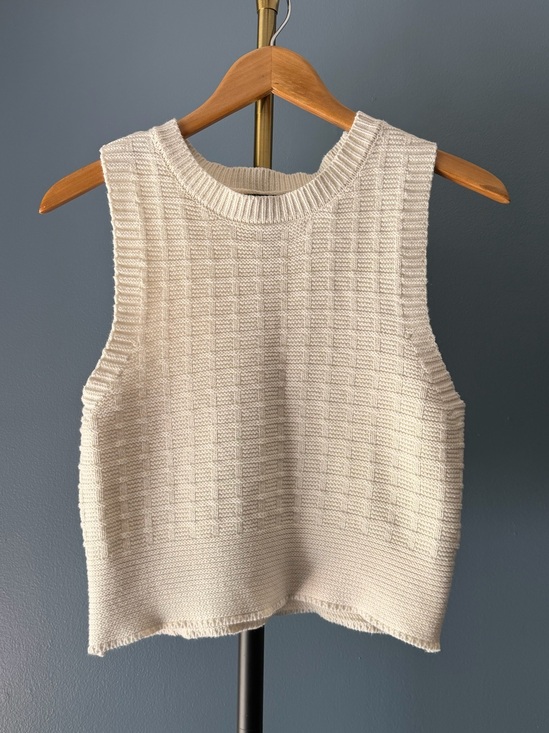 Forever 21 Sweaters - Forever 21 Ivory Textured Crewneck Sweater